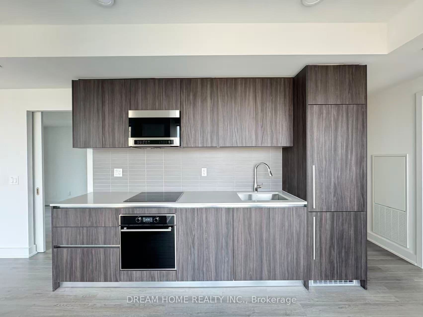 8 Cumberland Street 2002, Toronto, ON M4W 0B6