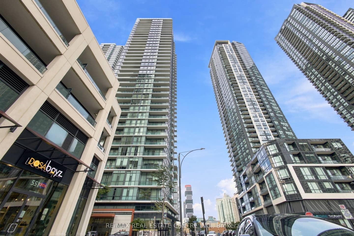 4065 Brickstone Mews 1103, Mississauga, ON L5B 0G3