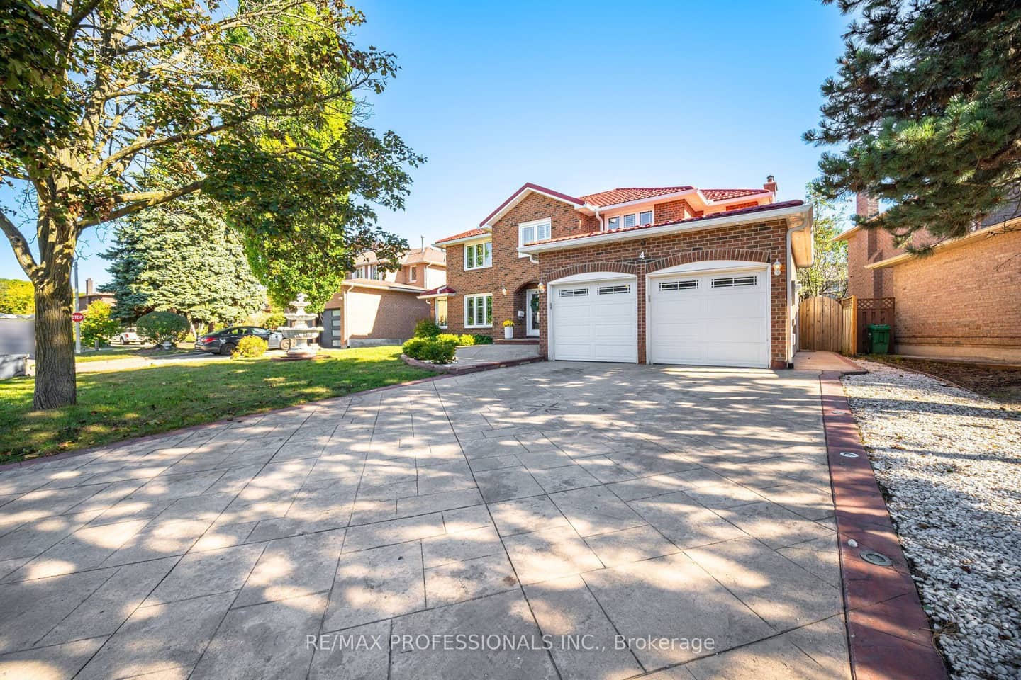 4 McFadden Drive, Brampton, ON L6Z 3H4