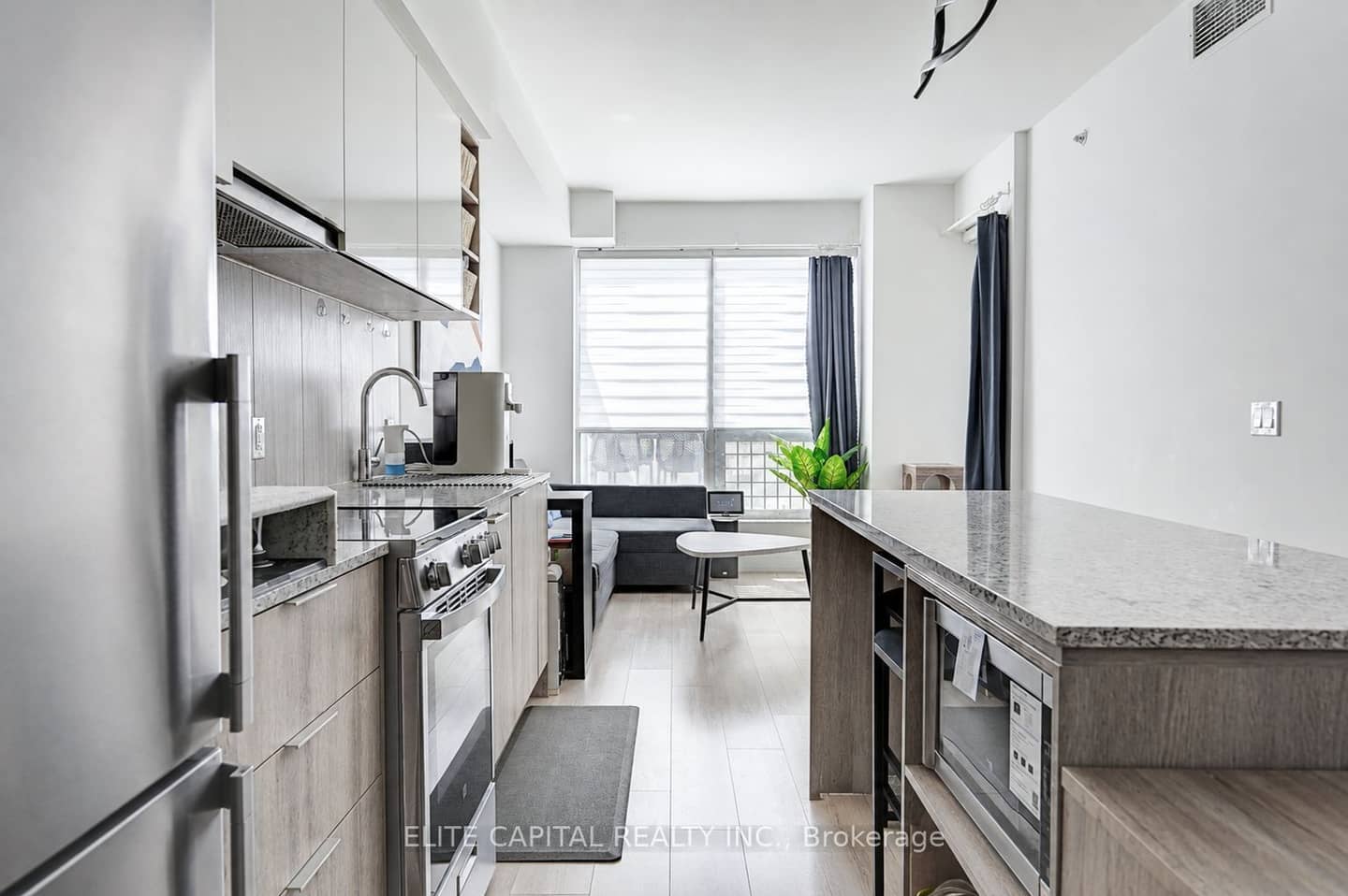 31 Tippett Road 740, Toronto, ON M3H 0C8