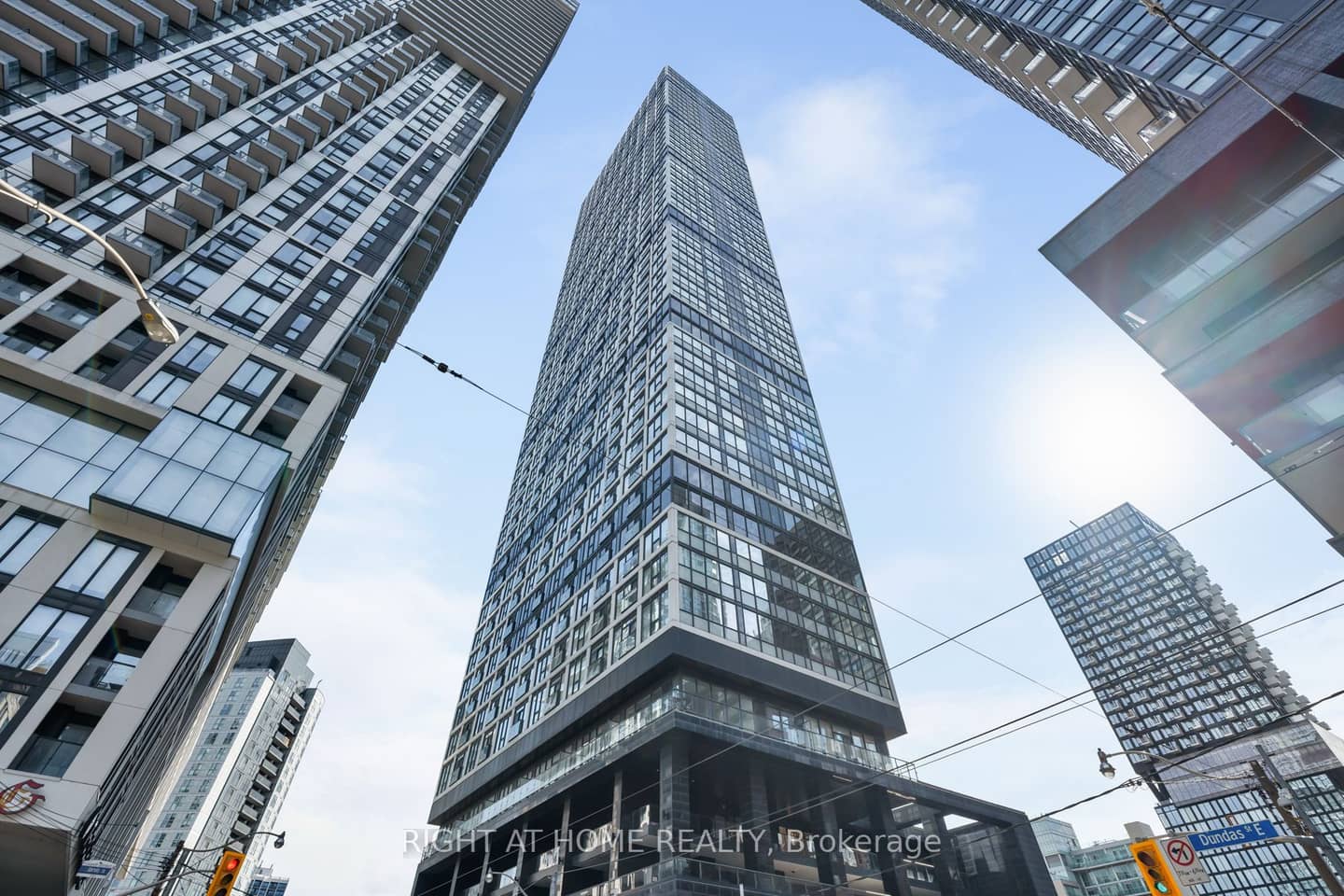 181 Dundas Street E 1115, Toronto, ON M5A 0N5