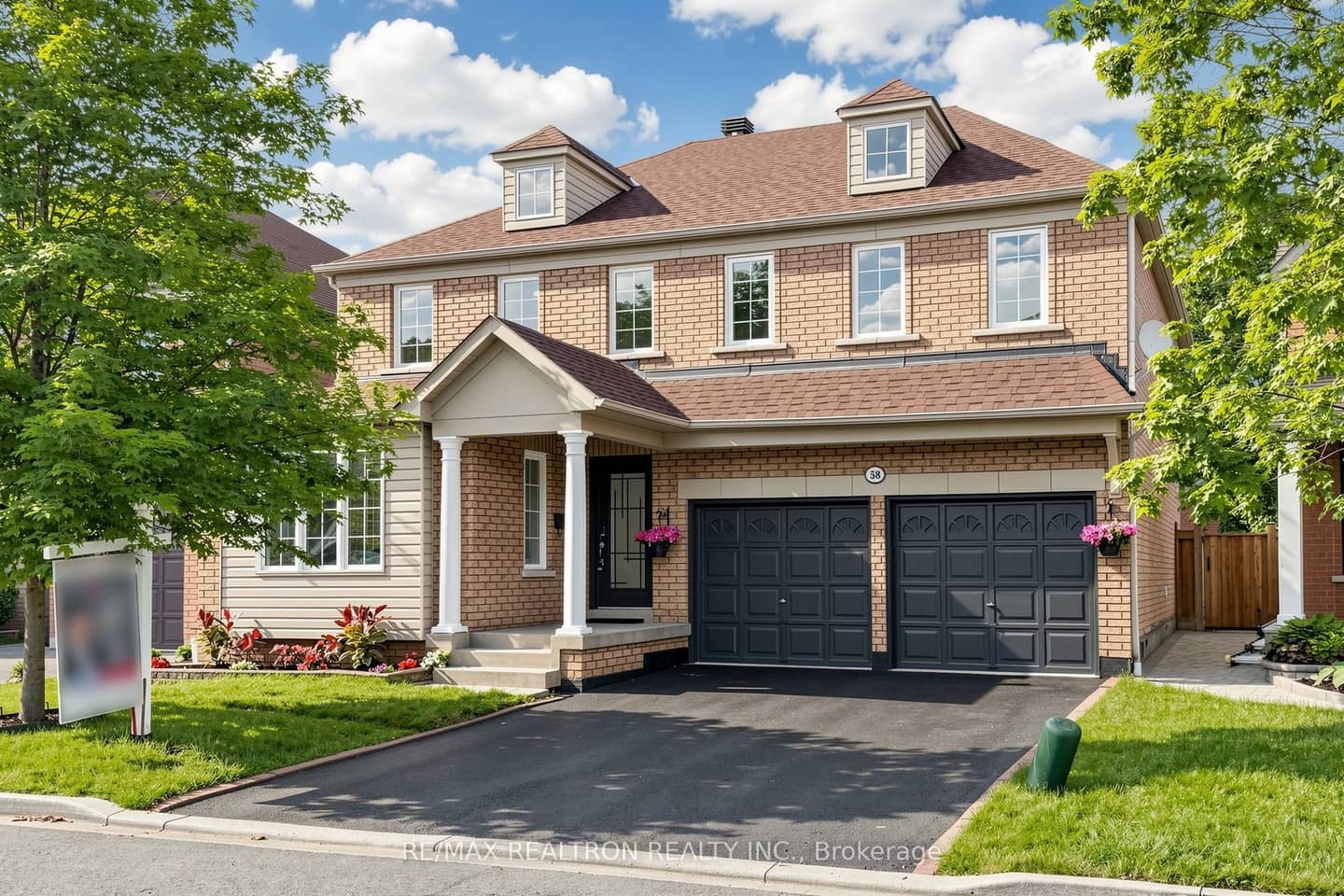 58 Bradbury Crescent, Ajax, ON L1T 4G5