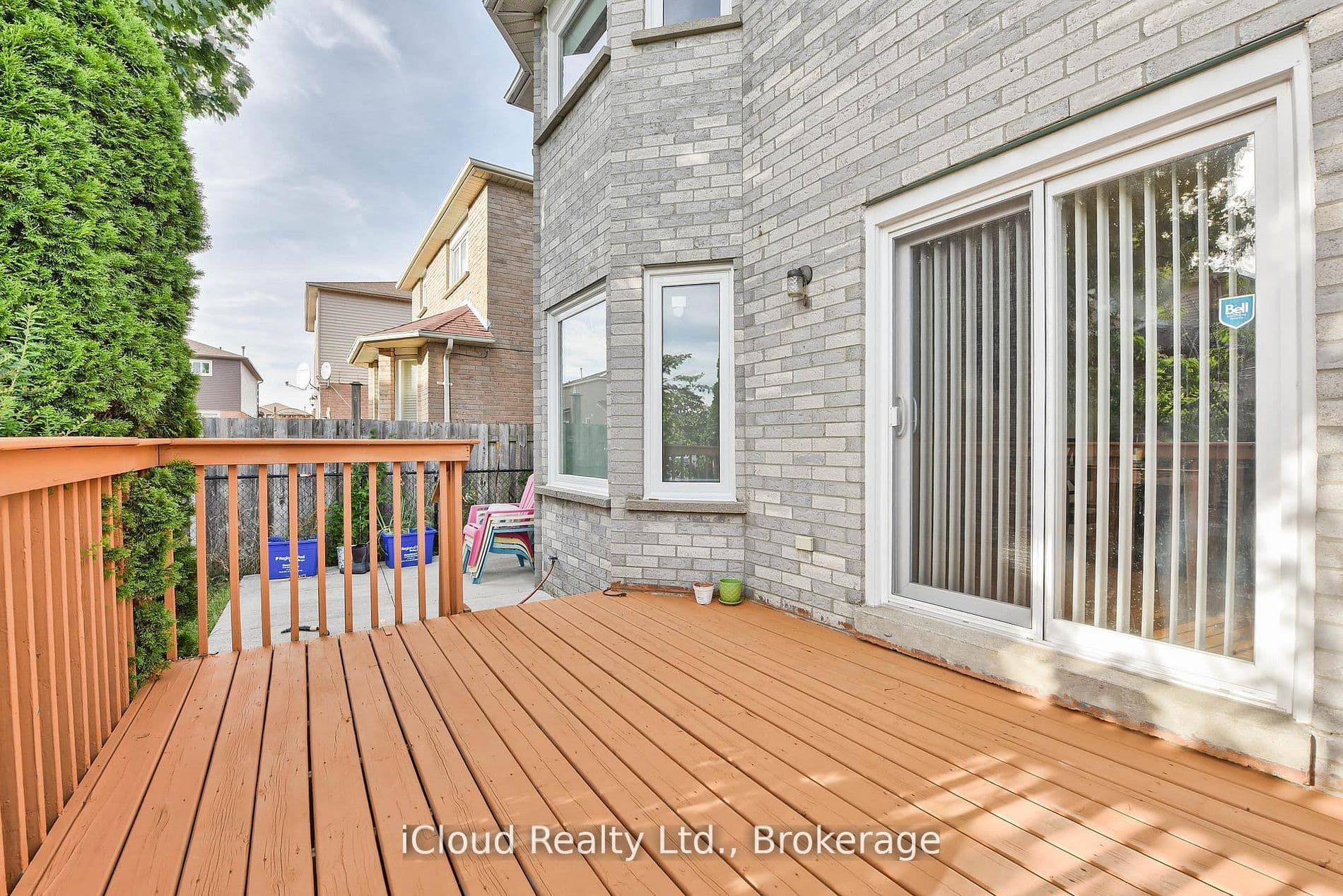 14 Timberlane Drive, Brampton, ON L6Y 3Y3