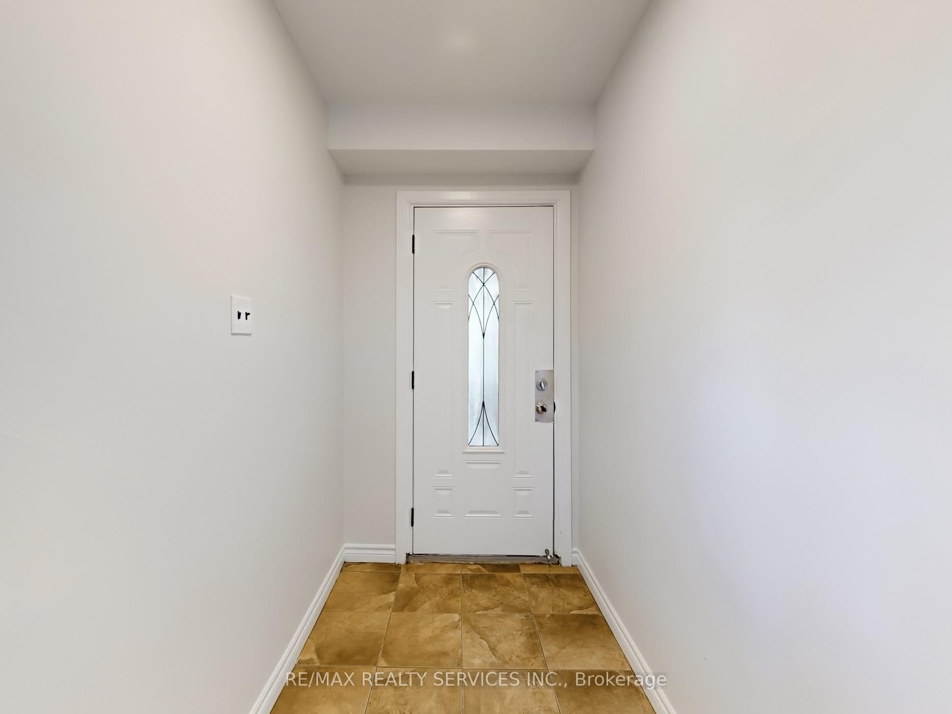 9 Glenridge Road, Brampton, ON L6S 1N2