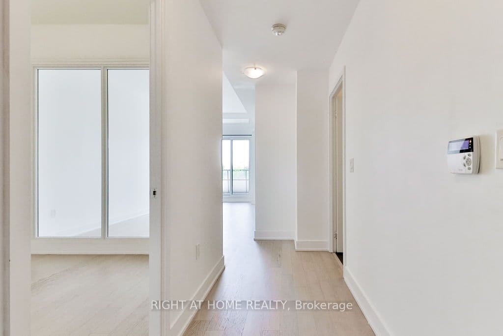 30 Shore Breeze Drive 236, Toronto, ON M8V 0J1