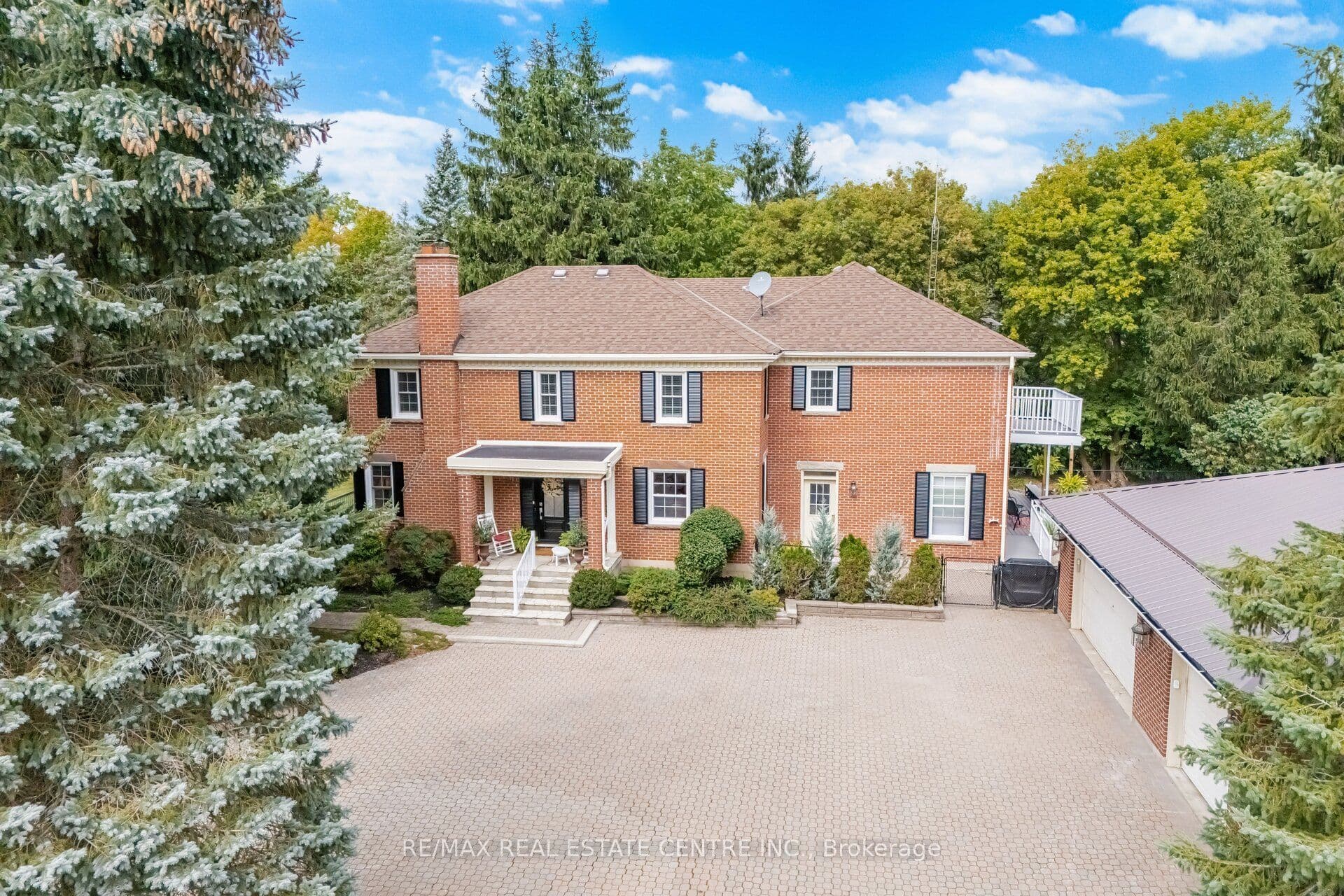 10245 OLD PINE CREST Road, Brampton, ON L0P 1K0