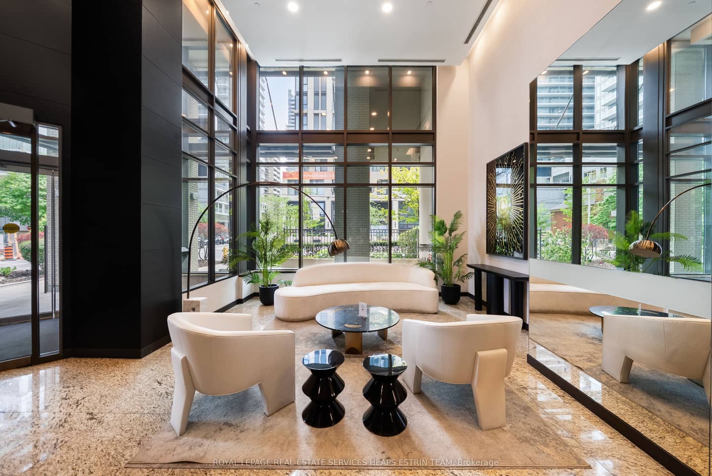 88 Broadway Avenue 1301, Toronto, ON M4P 0A5