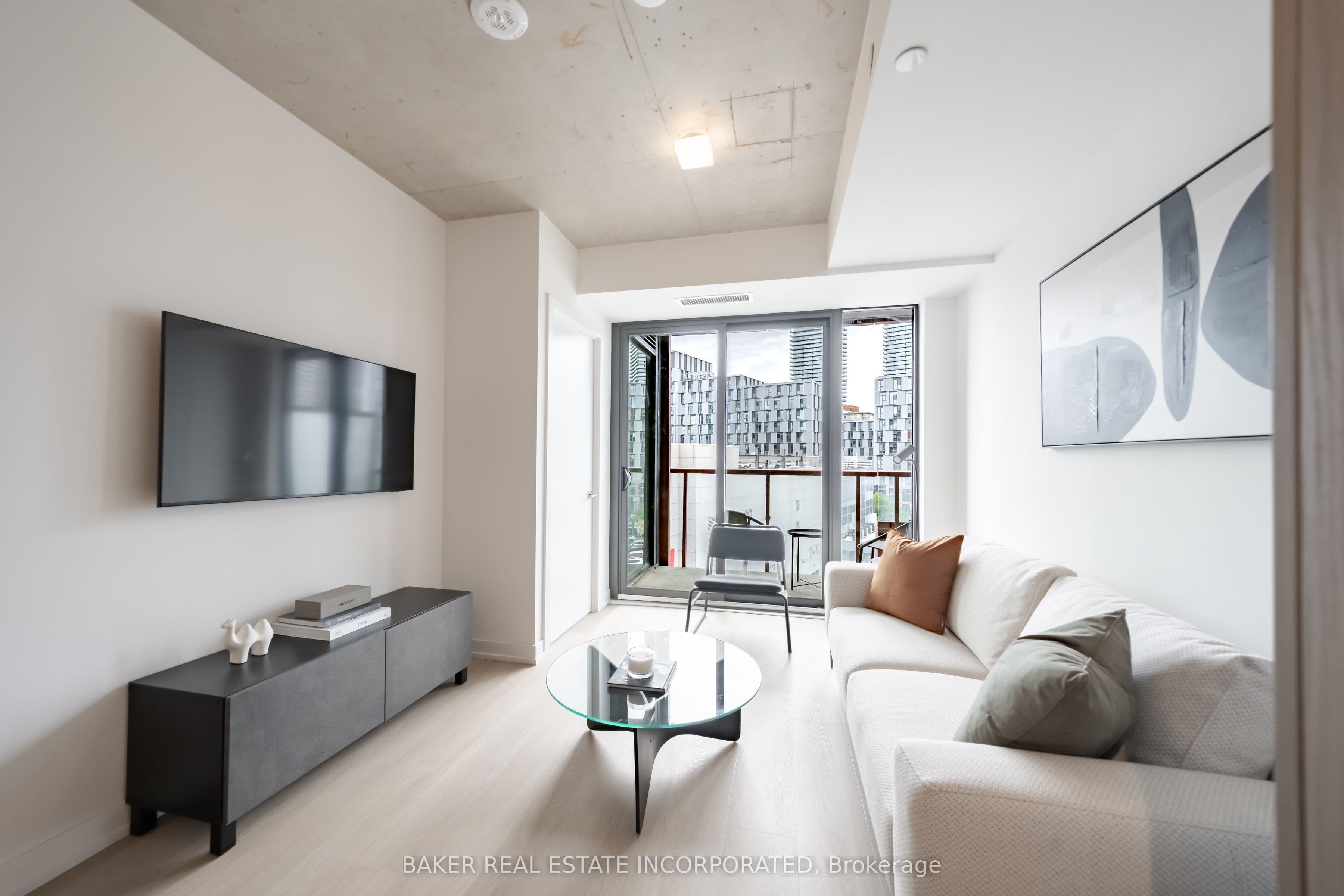 28 Eastern Avenue 521, Toronto, ON M5A 0Y2