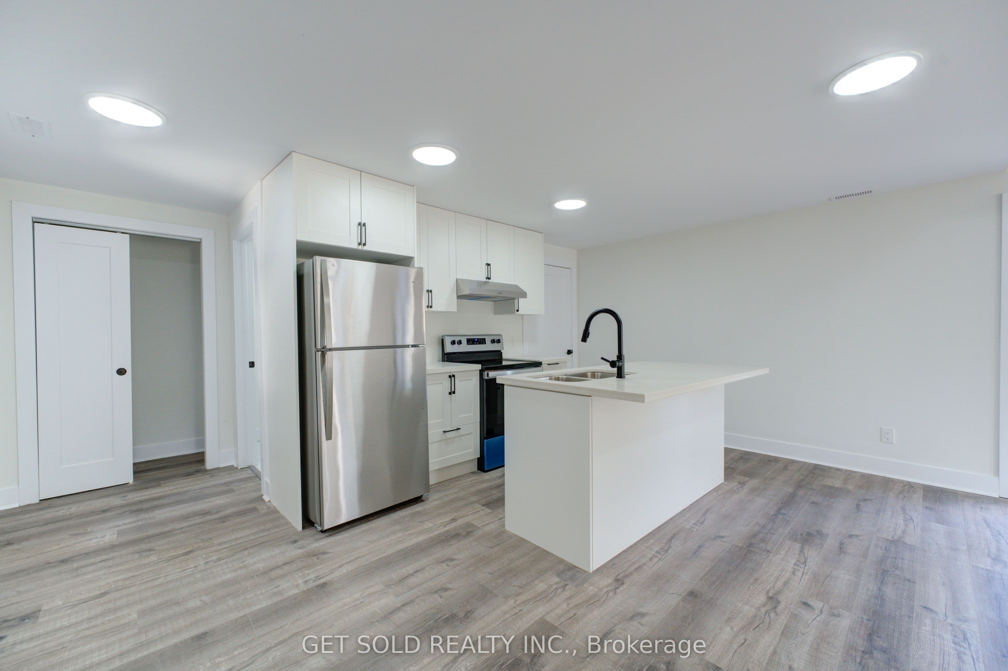 6701 Thorold Stone Road 8, Niagara Falls, ON L2J 1B3