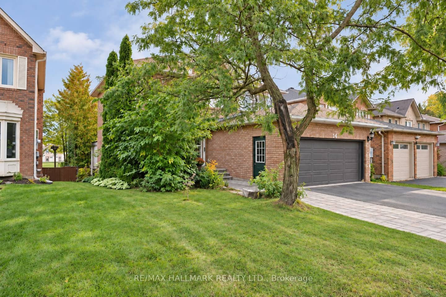 14 Crawford Rose Drive, Aurora, ON L4G 4P2