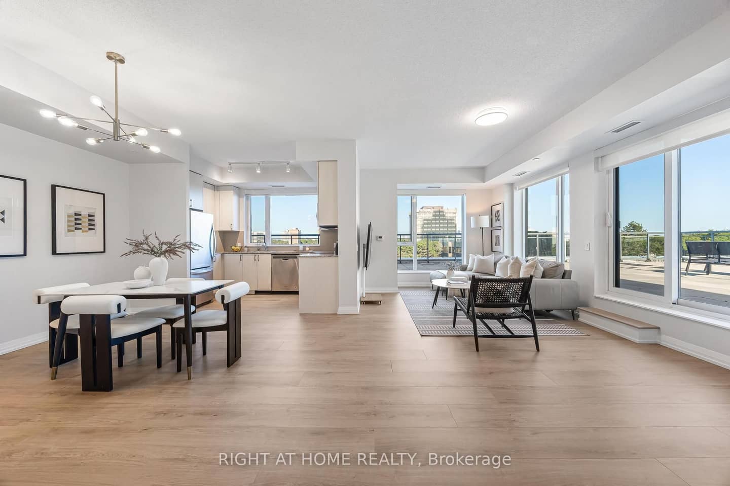 60 Ann O'Reilly Road 660, Toronto, ON M2J 0C8