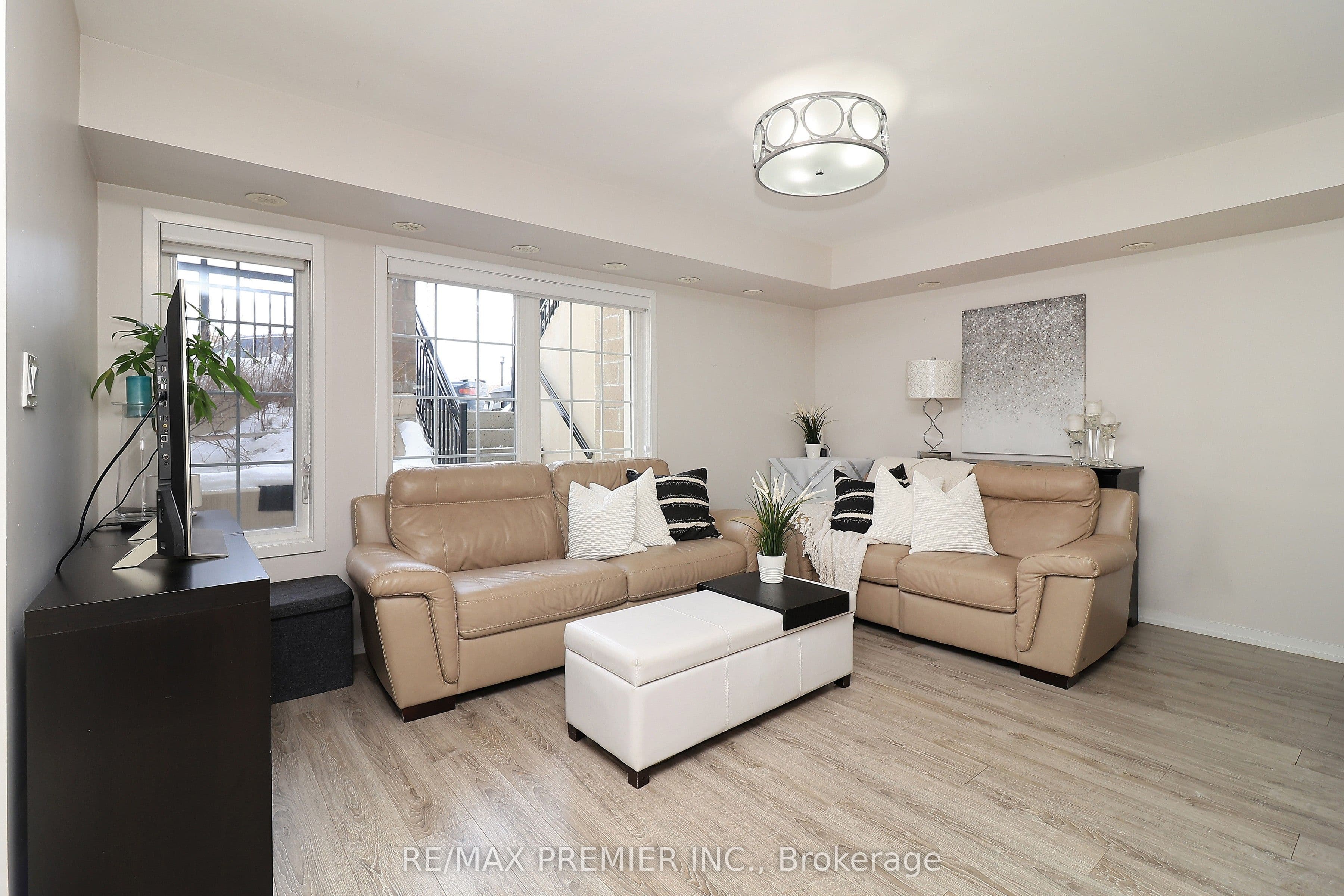 26 Bruce Street C14, Vaughan, ON L4L 0H4