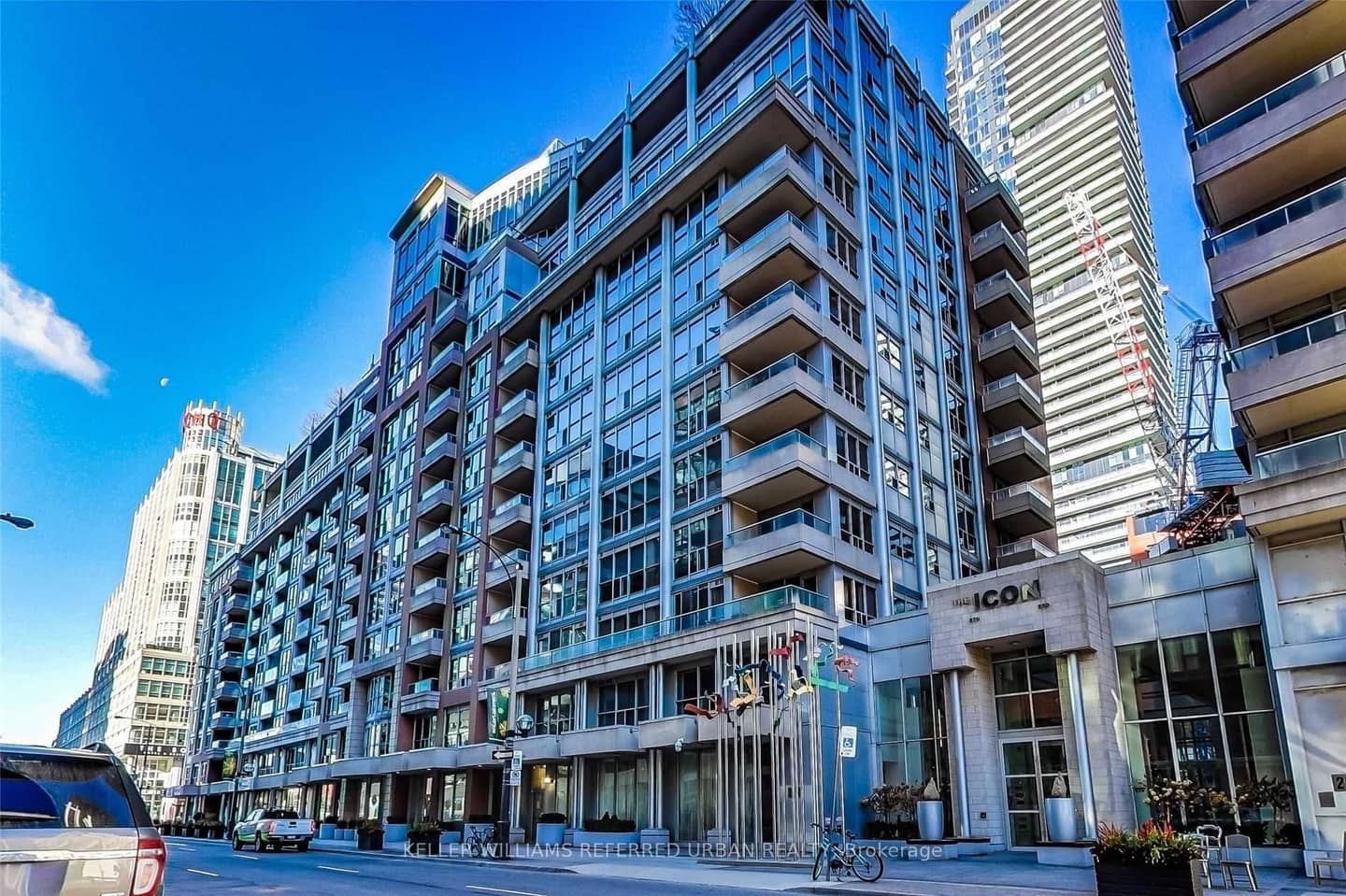 250 Wellington Street W 339, Toronto, ON M5V 3P6
