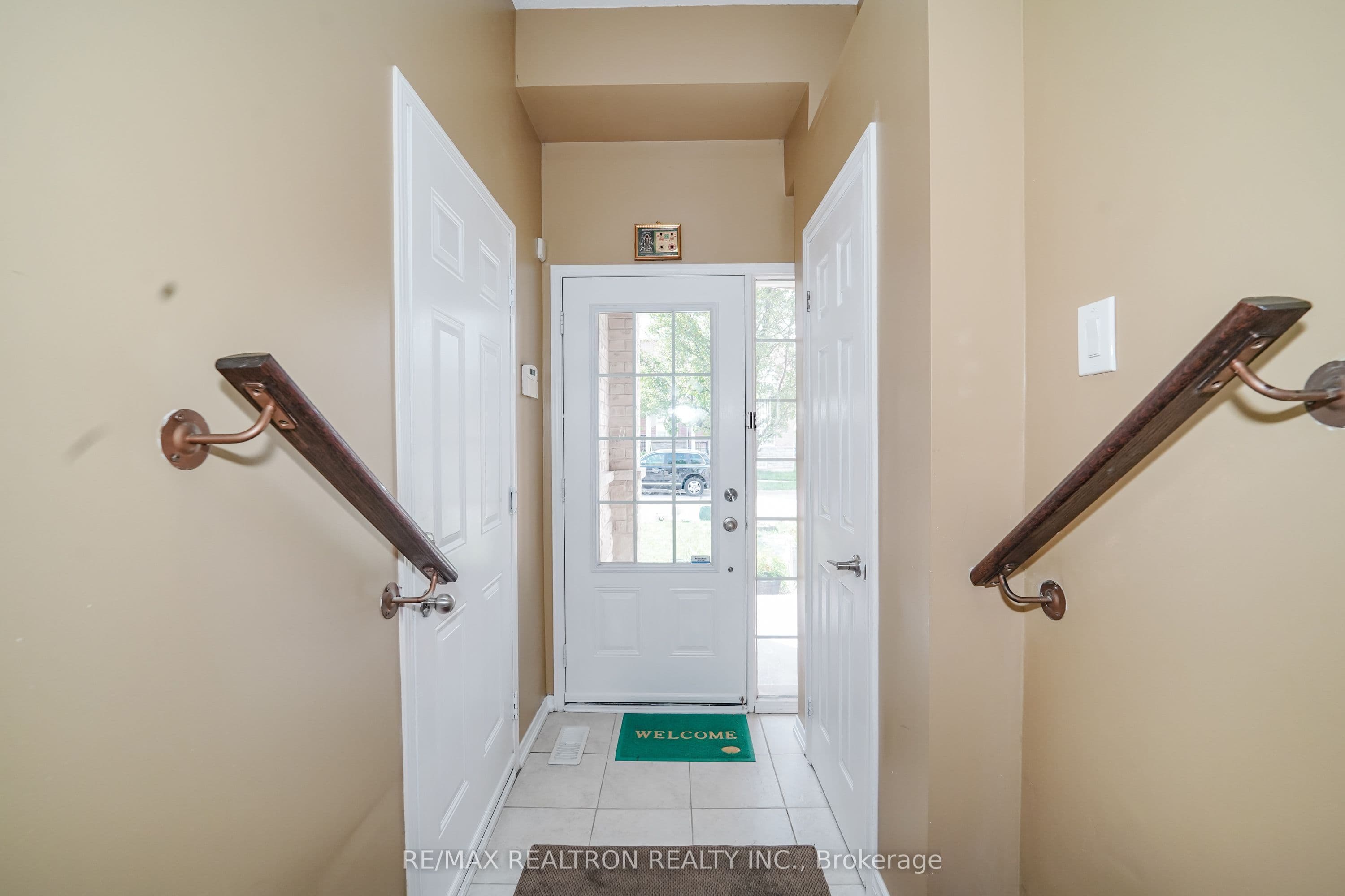 15 Blunden Road, Ajax, ON L1Z 0K9