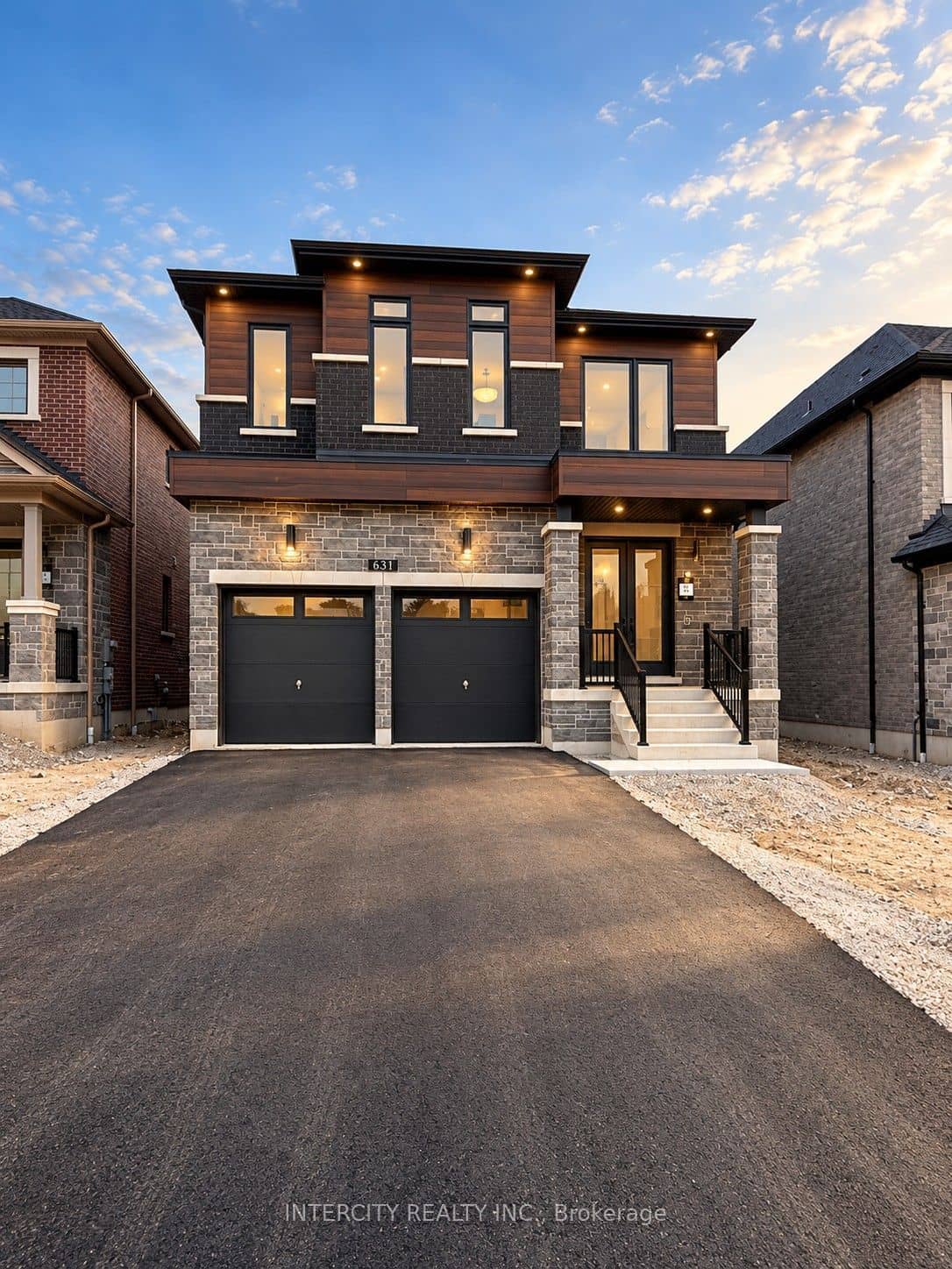 68 Caddie Crescent, Vaughan, ON L6A 4R5
