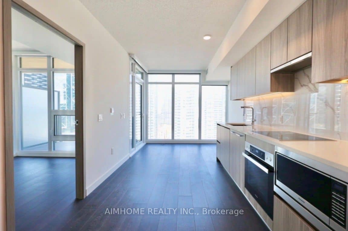 1 Concord cityplace Way 2001, Toronto, ON M5V 0X3