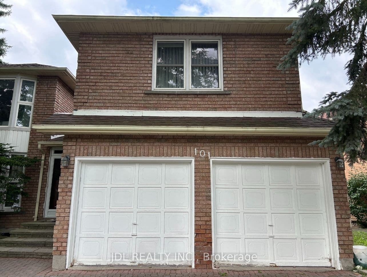 101 Summerdale Dr Drive Master Bedroom 2nd Floor, Markham, ON L6T 6W3