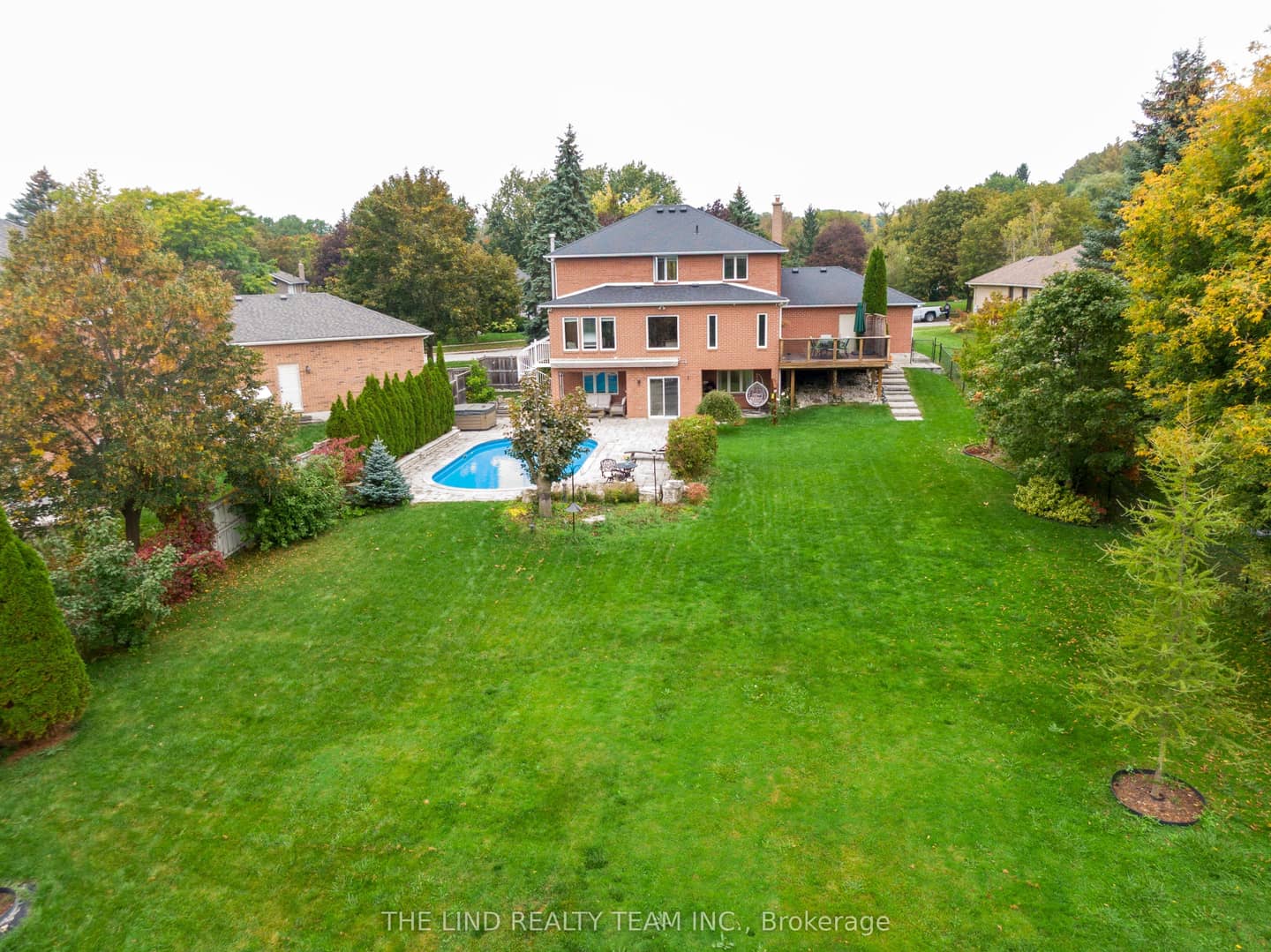 97 Thompson Drive, East Gwillimbury, ON L9N 1E2