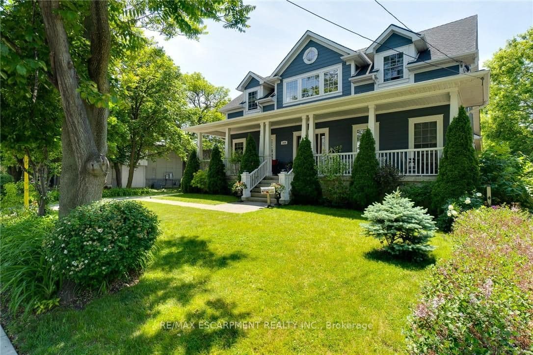 1026 Beach Boulevard, Hamilton, ON L8H 6Z4