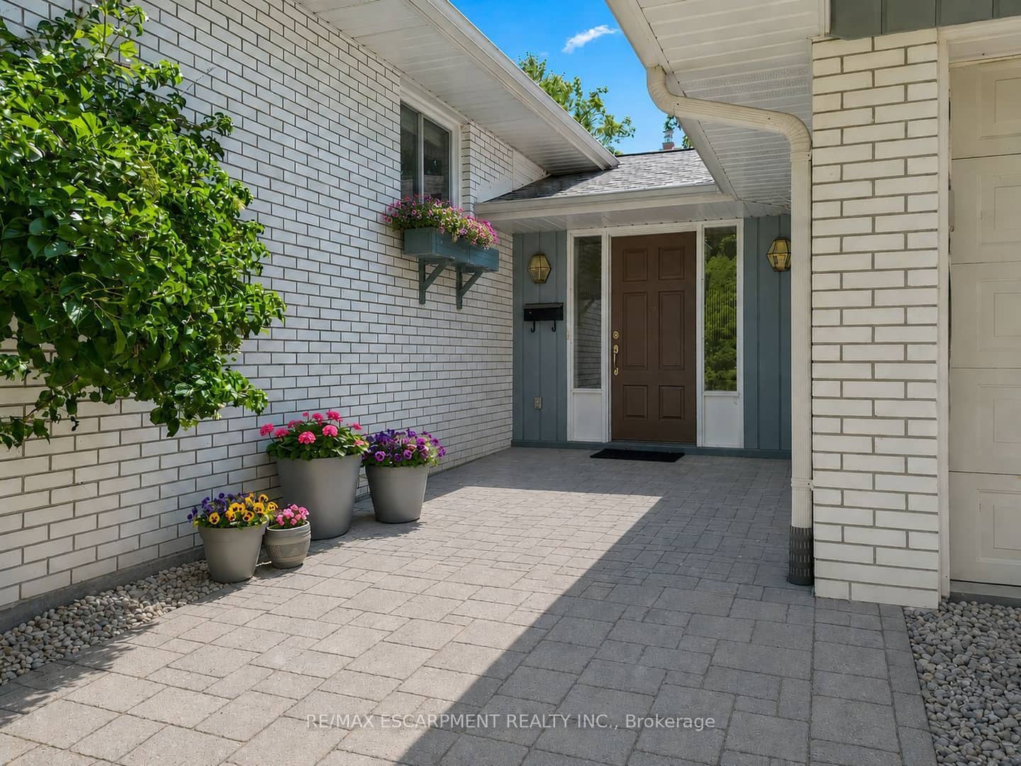1320 Gatehouse Drive, Mississauga, ON L5H 1A5