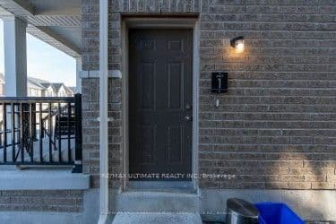 15 Valleybrook Road, Barrie, ON L9J 1L4