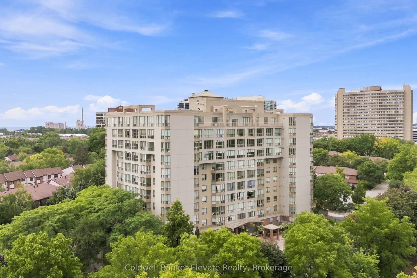 1110 Walden Circle 312, Mississauga, ON L5J 4R3