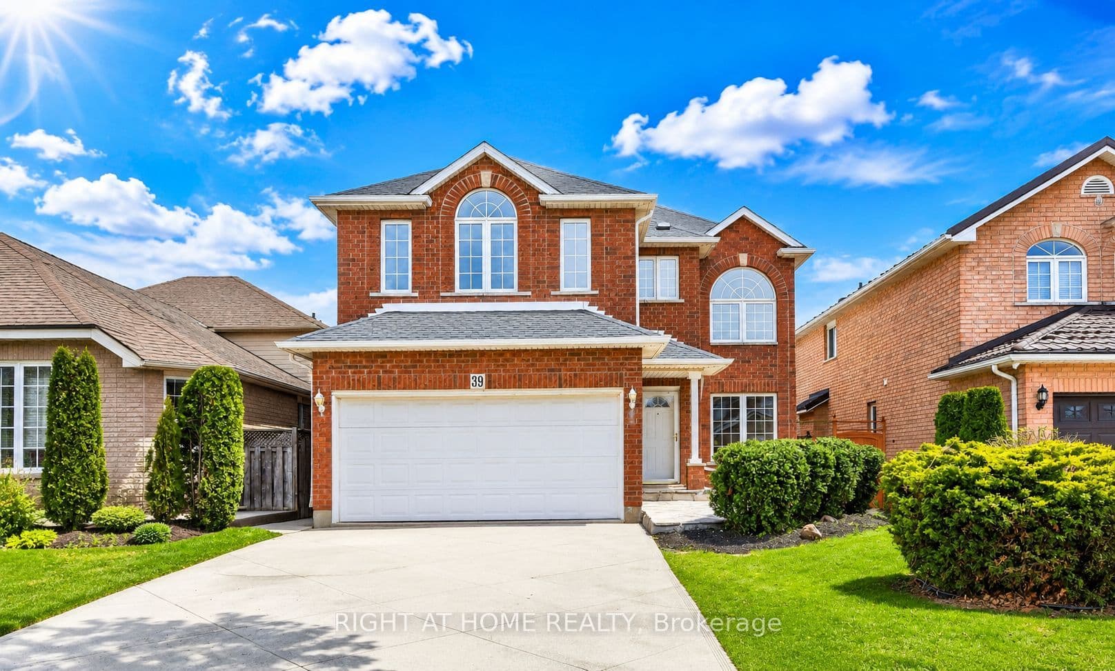 39 Distin Drive Basement, Hamilton, ON L9A 5K4