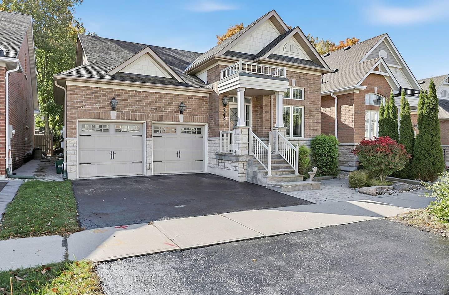 249 Sandale Road, Whitchurch-Stouffville, ON L4A 0Y4