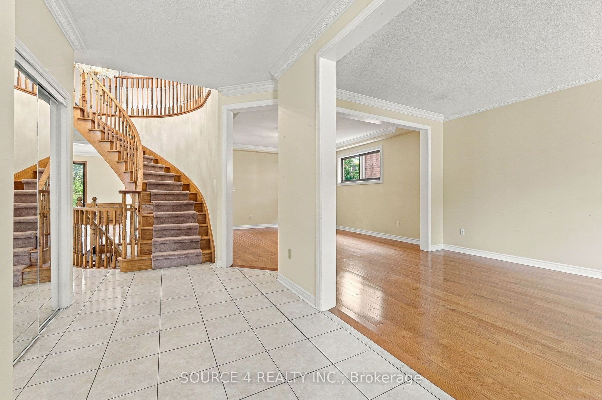 1805 Glenvista Drive, Oakville, ON L6H 6K5