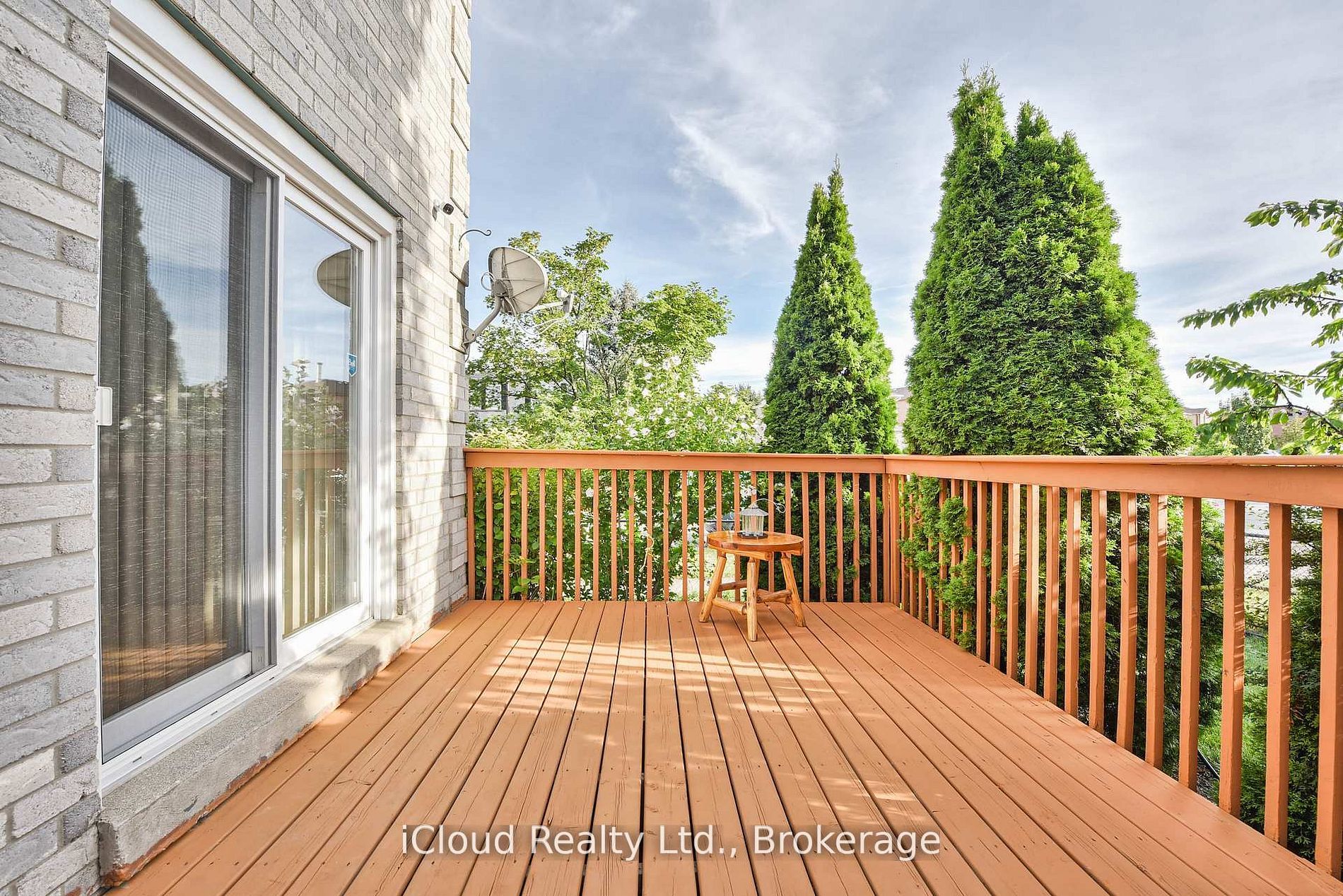14 Timberlane Drive, Brampton, ON L6Y 3Y3
