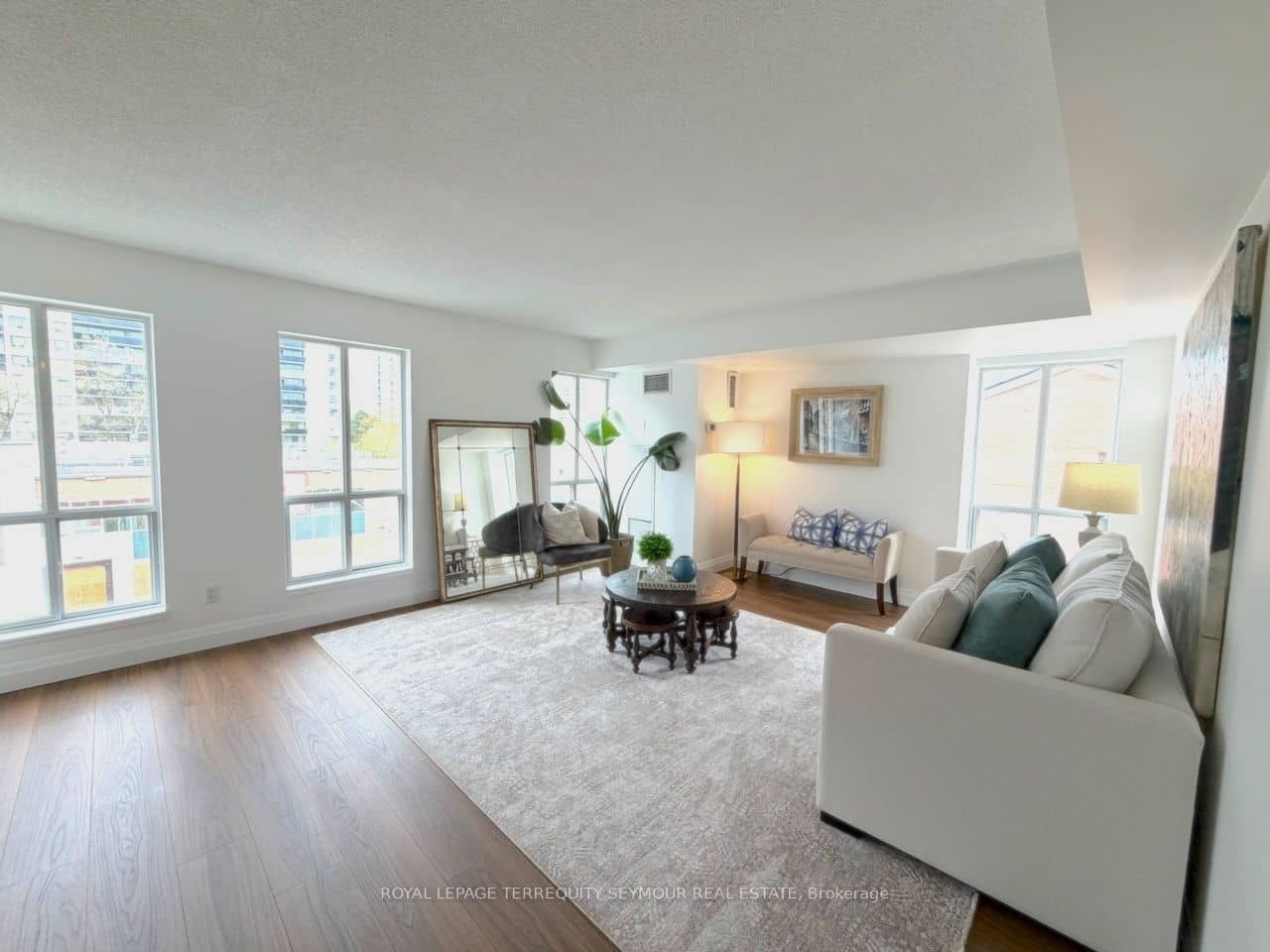 139 Merton Street 448, Toronto, ON M4S 3G7