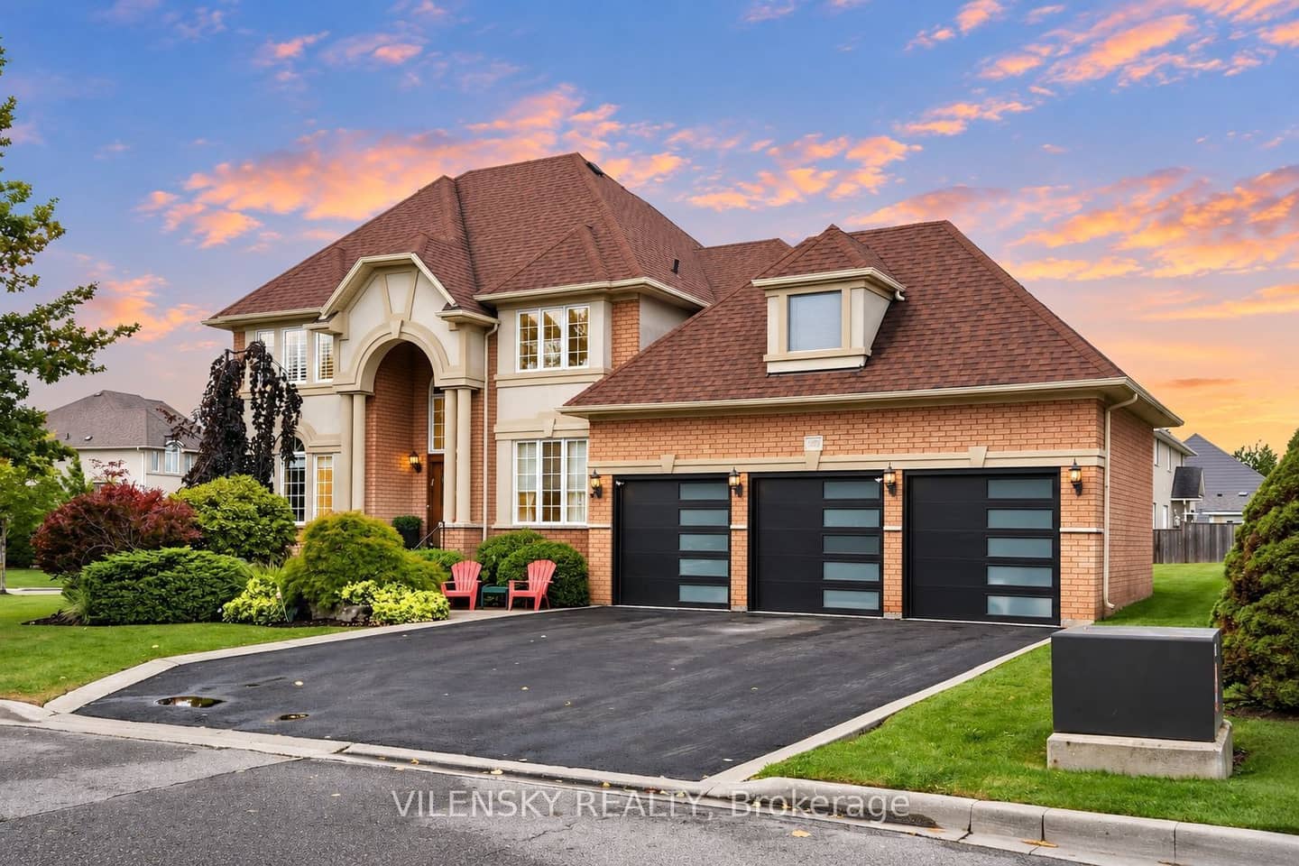 405 Athabasca Drive, Vaughan, ON L6A 3S2