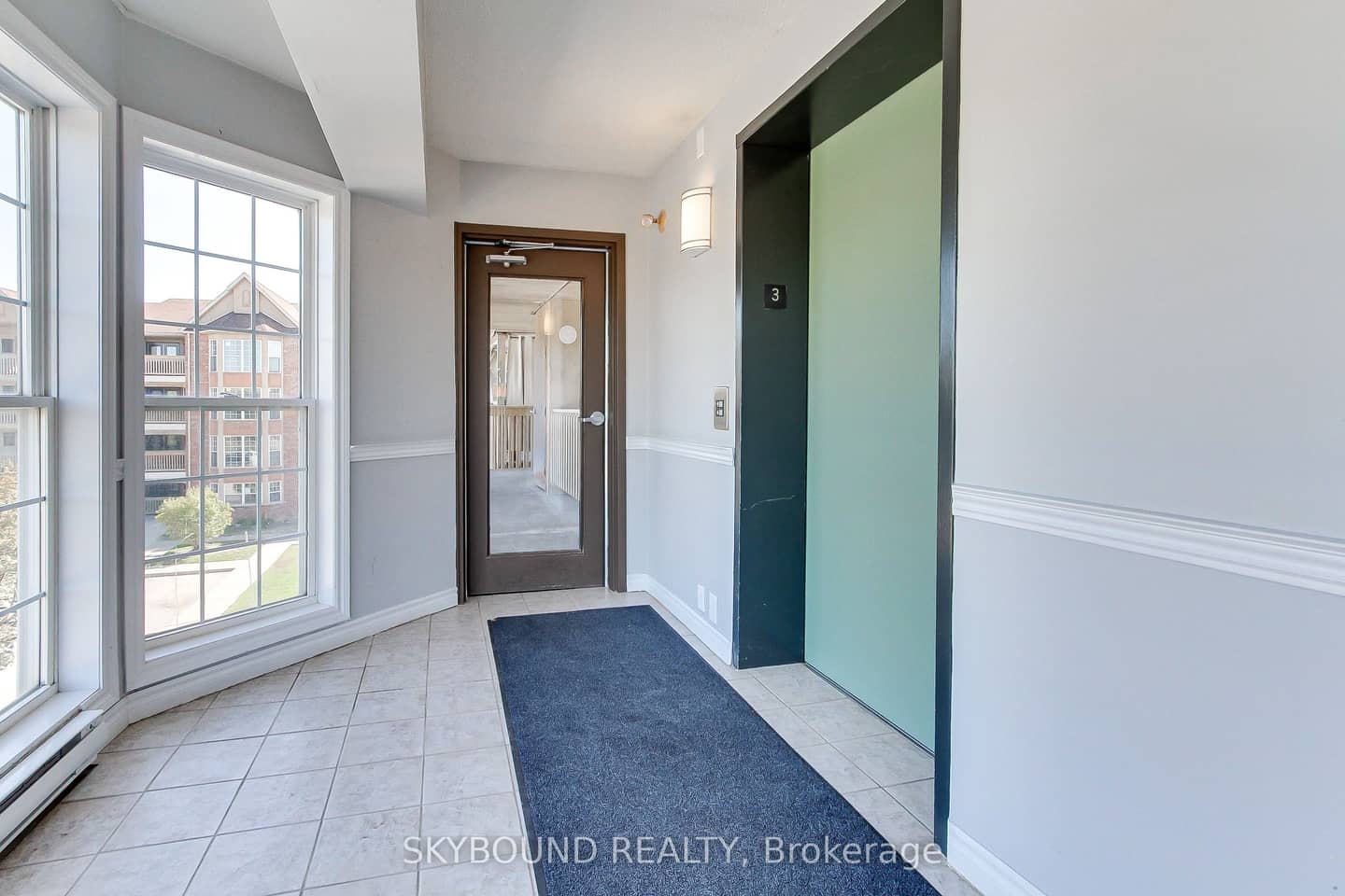 4003 Kilmer Drive 302, Burlington, ON L7M 4M1