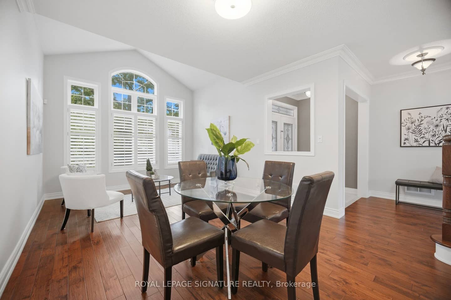 2215 Lapsley Crescent, Oakville, ON L6M 4V2