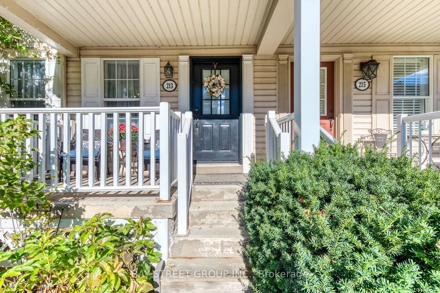 213 Littlewood Drive, Oakville, ON L6H 6T8