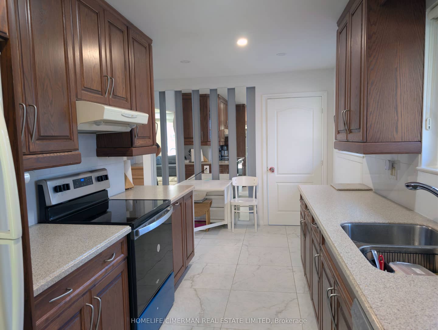 3225 Rymal Road, Mississauga, ON L4Y 3B8