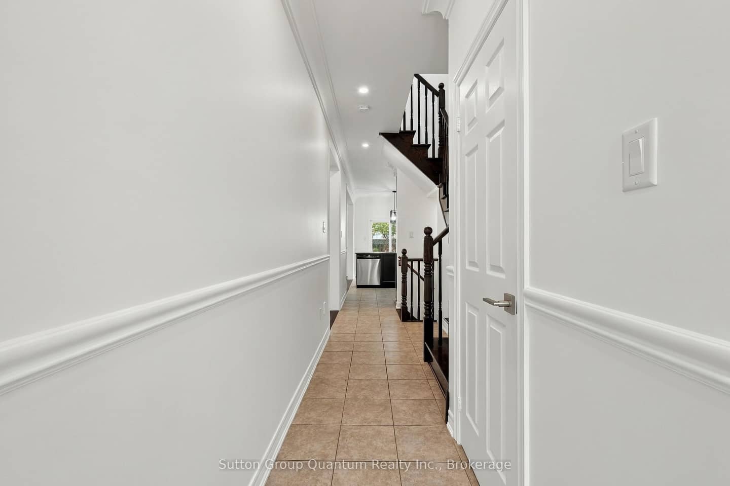 2435 Montagne Avenue, Oakville, ON L6M 0J4
