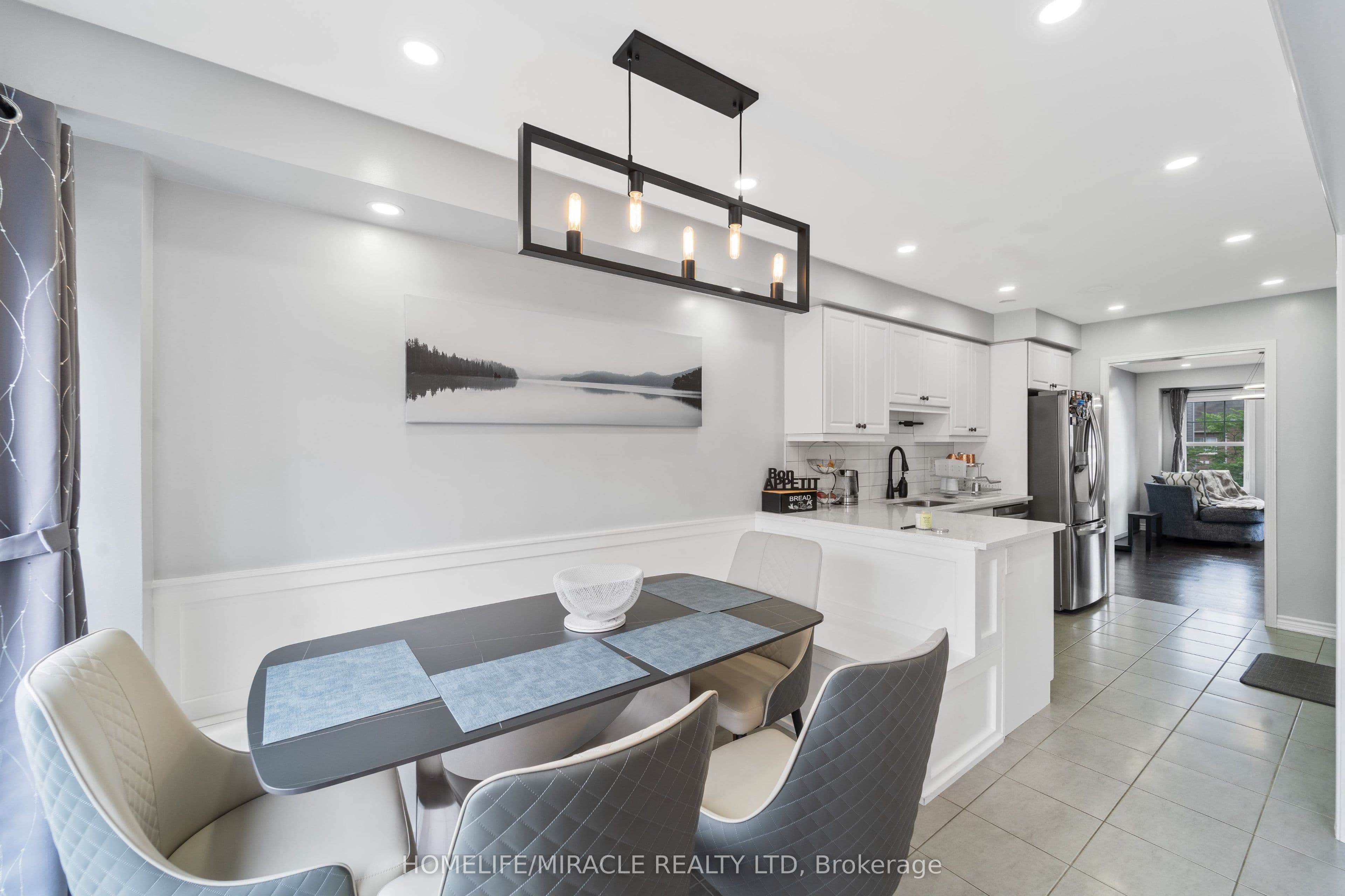 24 Metro Crescent, Brampton, ON L7A 0A8