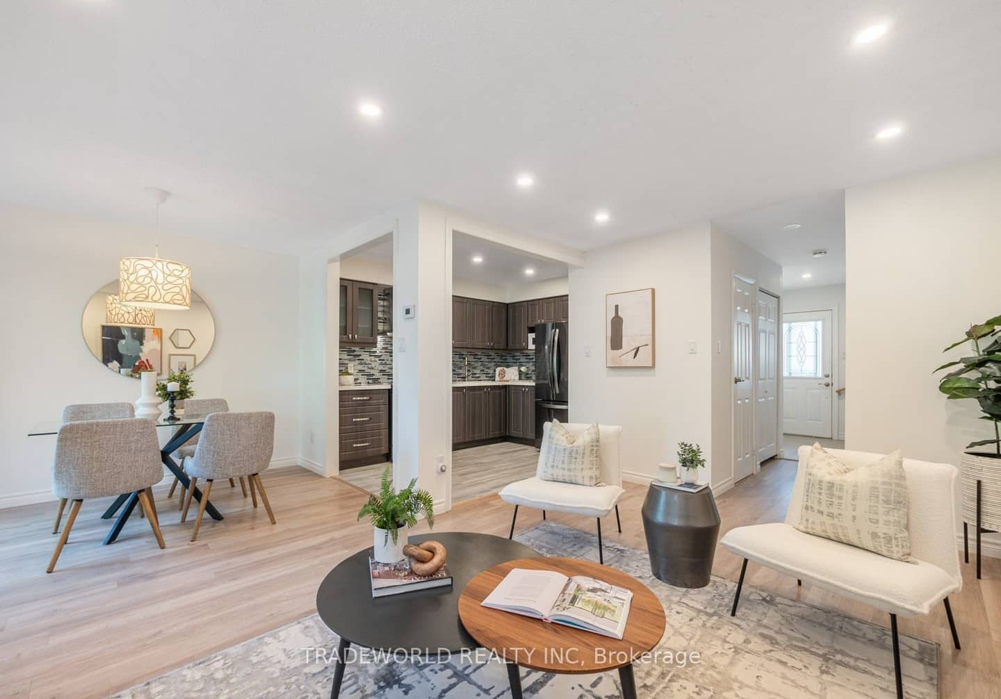 60 Camelot Way, Markham, ON L3P 3W3