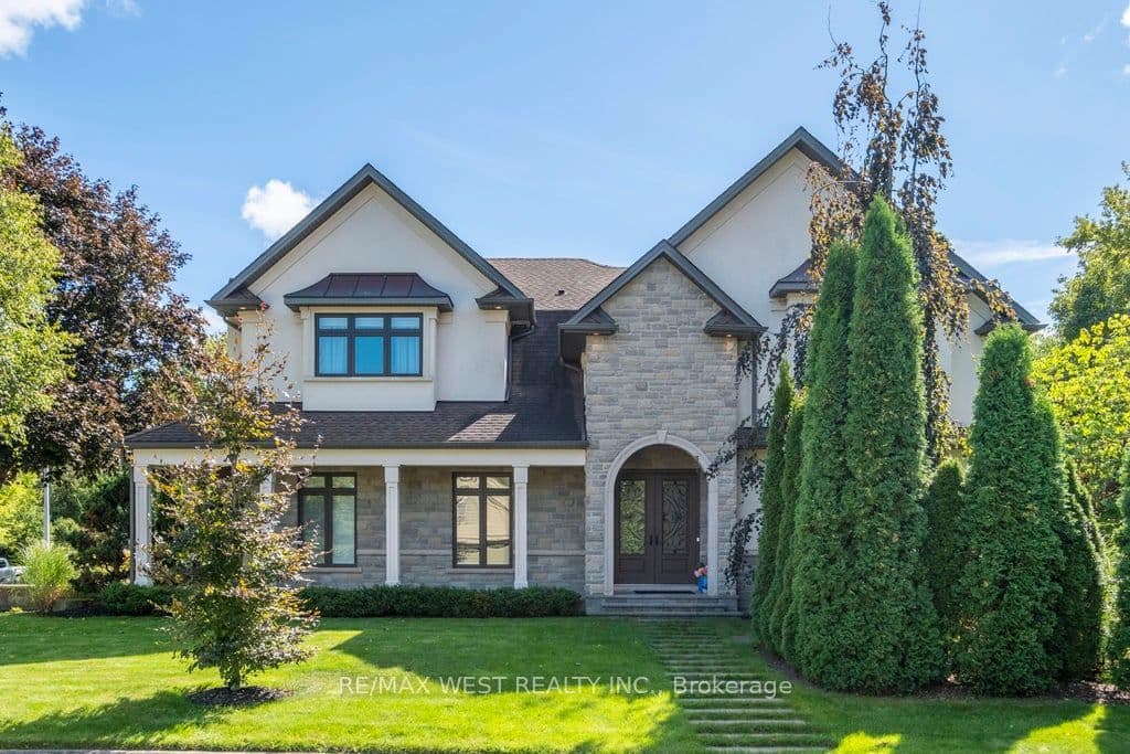 4053 Apple Valley Lane, Burlington, ON L7L 1E8
