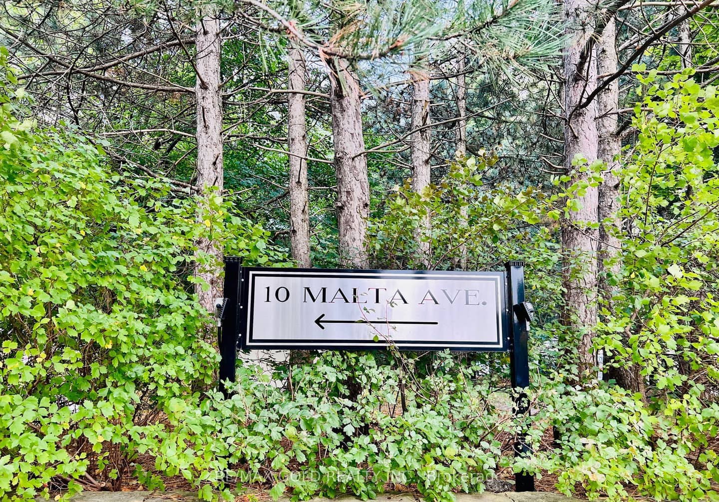 10 Malta Avenue 1504, Brampton, ON L6Y 4G6