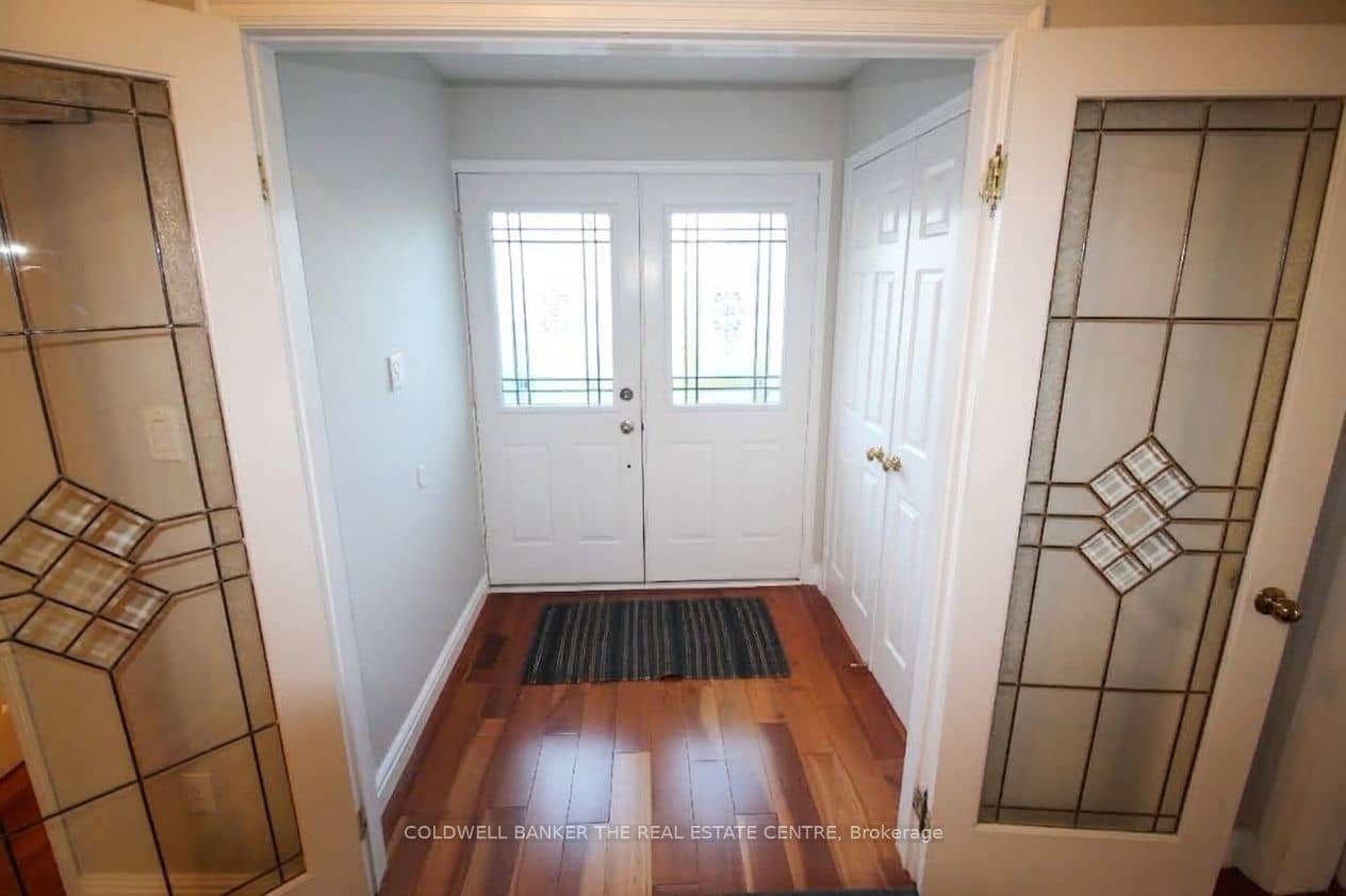 11 Ramsden Crescent, East Gwillimbury, ON L0G 1V0