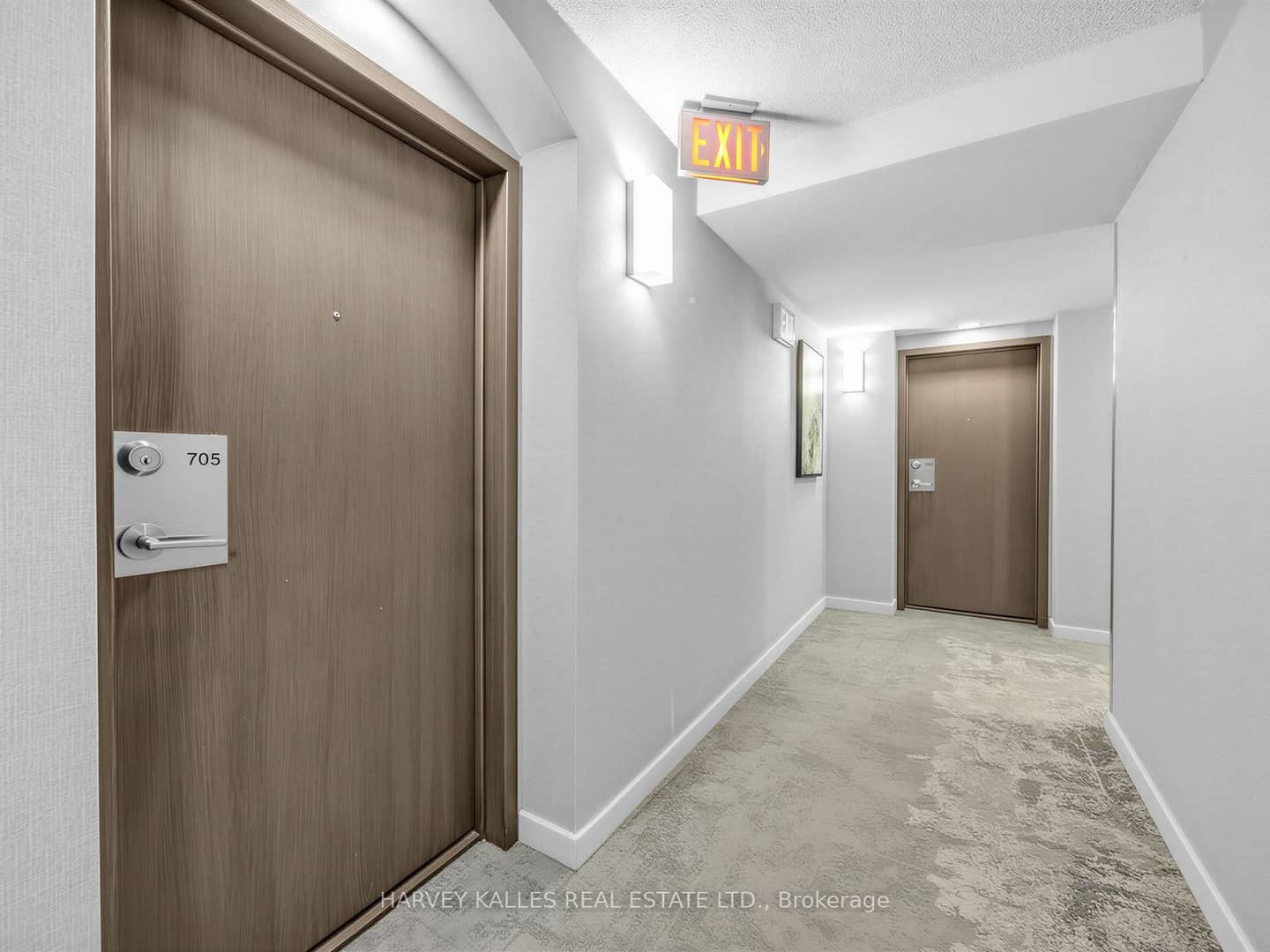 10 Yonge Street 705, Toronto, ON M5J 1R4