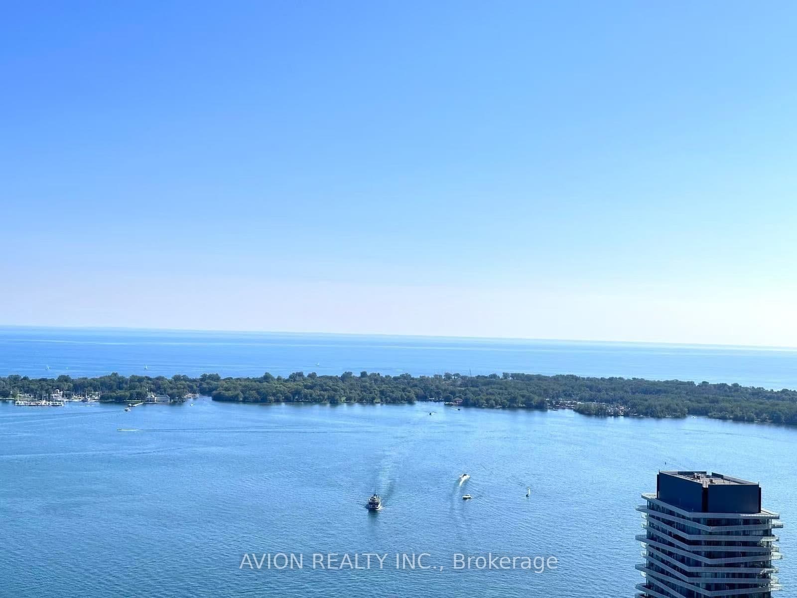 55 Cooper Street 5710, Toronto, ON M5E 0G1