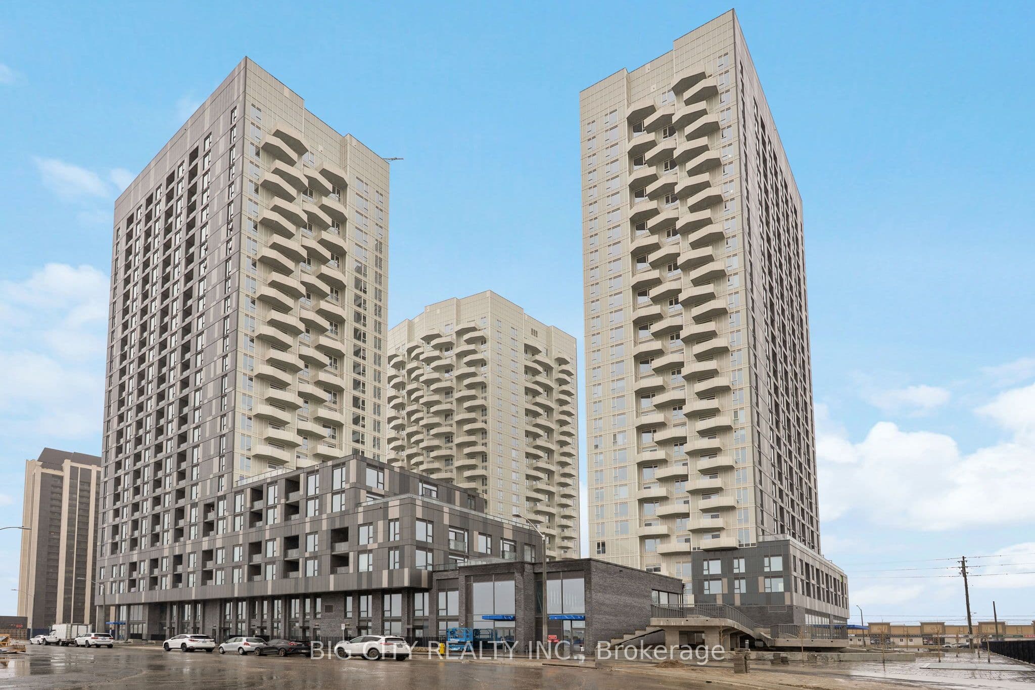498 Caldari Road 2328, Vaughan, ON L4K 0R6