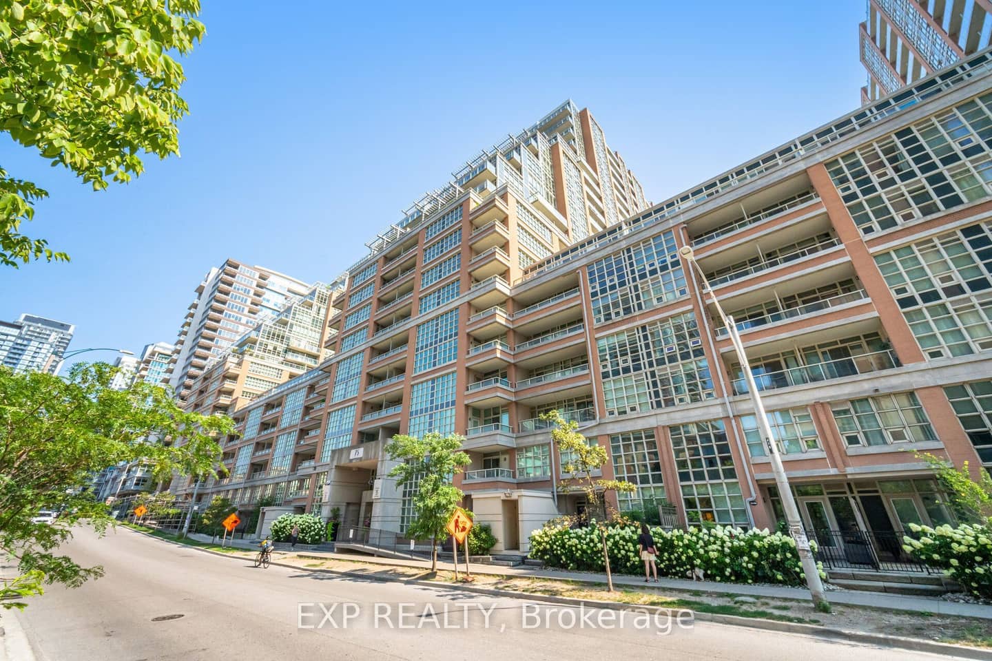 75 East Liberty Street 501, Toronto, ON M6K 3R3