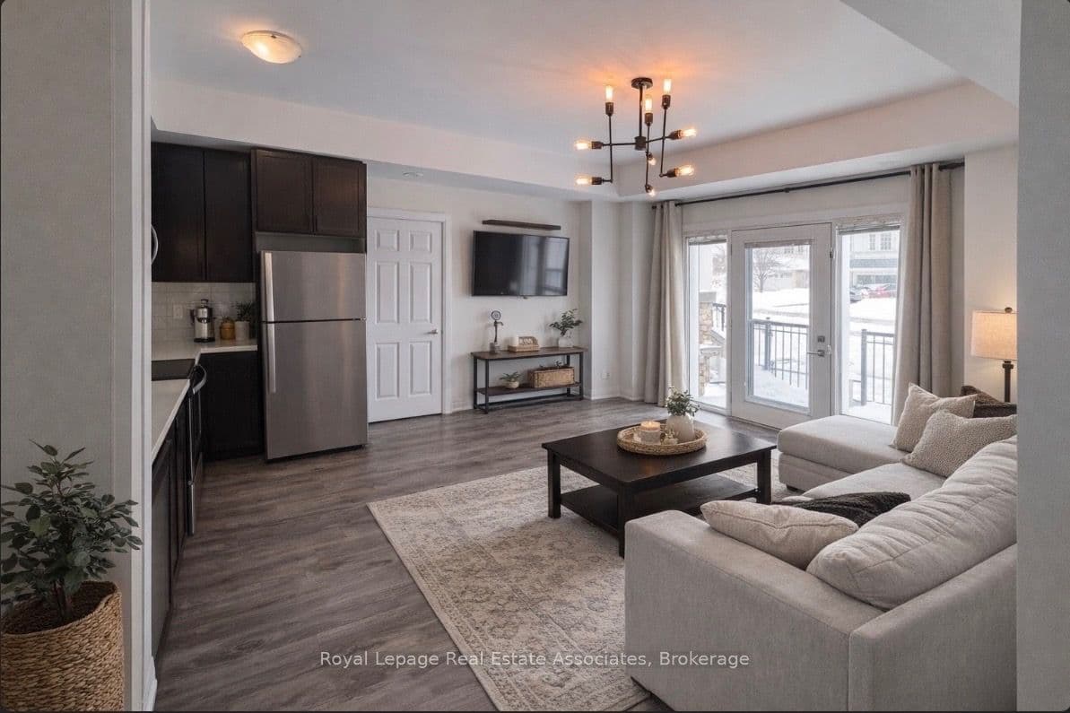 250 Sunny Meadow Boulevard 19, Brampton, ON L6R 3Y6