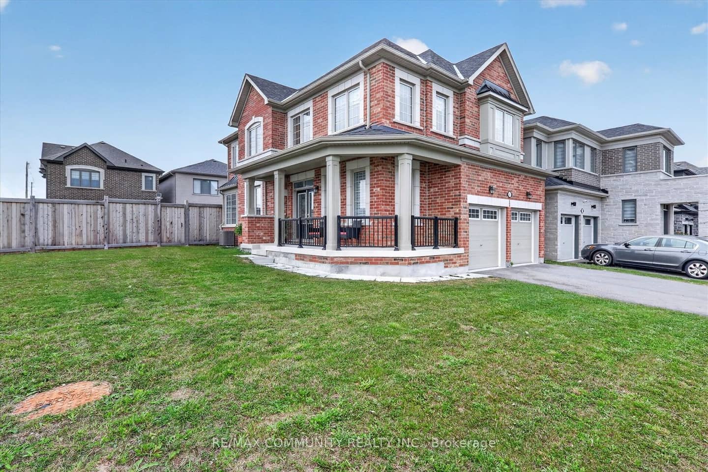 3001 Hollyberry Trail, Pickering, ON L1X 0N5