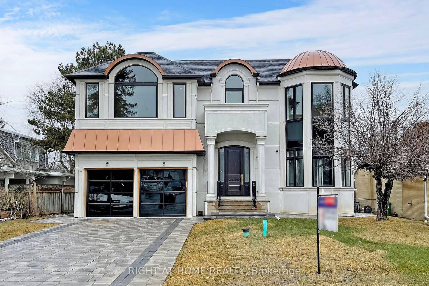 10 Jocelyn Crescent, Toronto, ON M3B 1A2