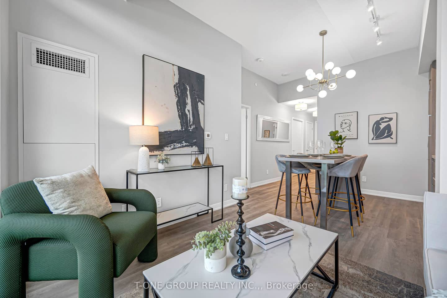 292 Verdale Crossing 1007, Markham, ON L6G 0H6